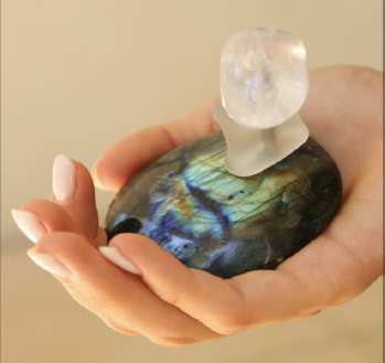 Hécate - Massage Cristal de la Guérisseuse (dispo fin octobre) image